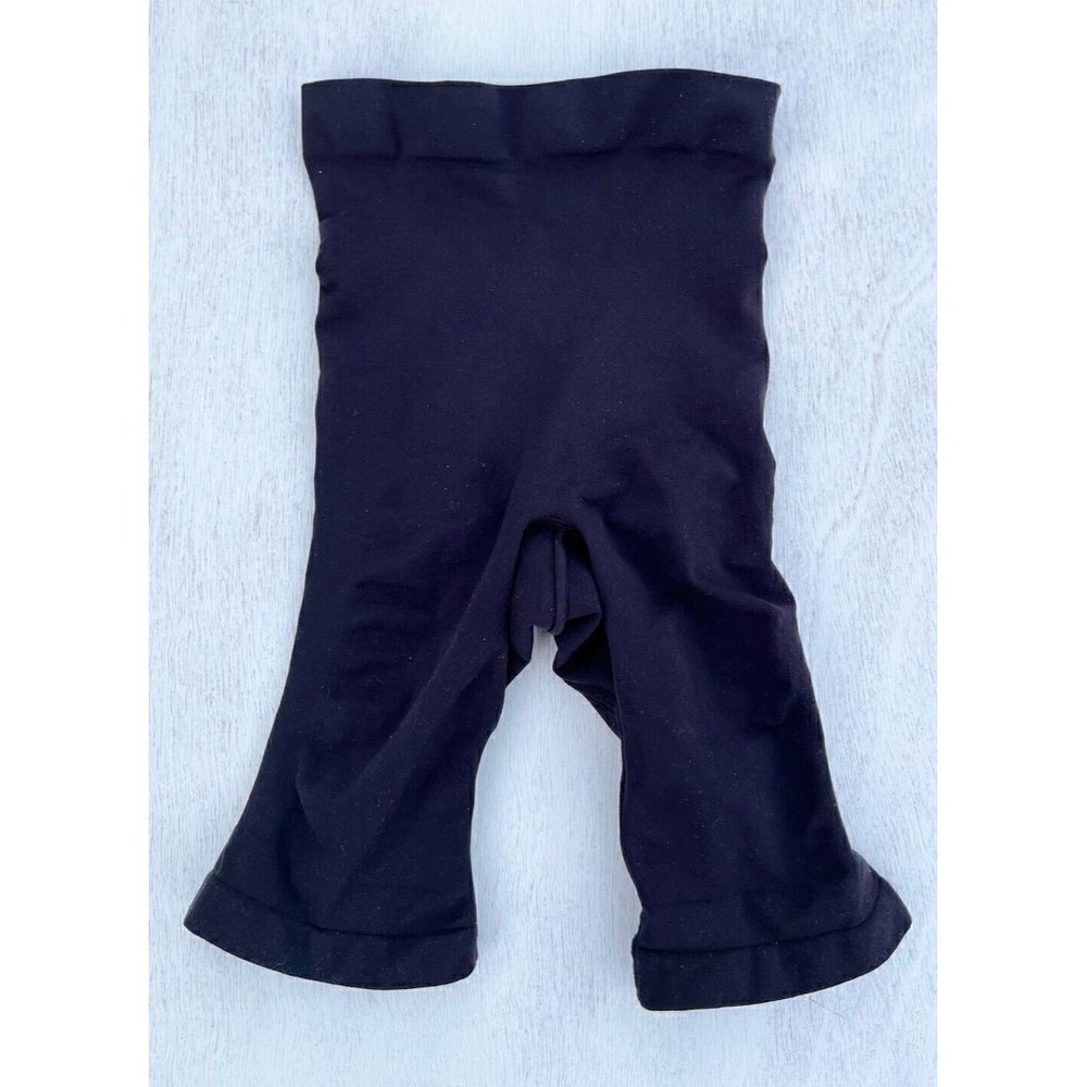 SKIMS Kim K. Seamless Sculpt Mid Thigh Short ONYX Size S/M SH-MTS-0602 NWOT